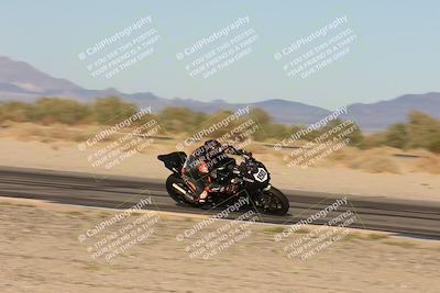 media/Nov-02-2025-CVMA (Sun) [[337aff29ab]]/Race 18-Supersport Middleweight/